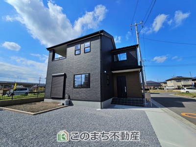 【外観】 | LiveleGarden.S宇都宮野沢町第6 | 建物完成につき内覧可能です！
飽きのこないシンプルな外観と
閑静な住宅街は永住の地にピッタリです♪