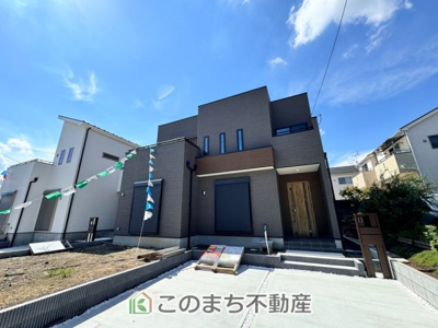 【外観】 | いろどりアイタウン大田原市野崎2丁目22-P1 | 1号棟／建物完成につきご内覧可能です！飽きのこないシンプルな外観と
閑静な住宅街は永住の地にピッタリです♪