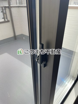 【防犯設備】 | いろどりアイタウン宇都宮市細谷町23-P1 | ペアガラスは断熱性・気密性・防音・防犯にとても効果的です。