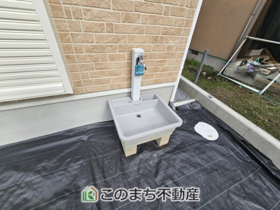 【設備】 | いろどりアイタウン宇都宮市細谷町23-P1 | 外水栓はアウトドアやガーデニング、車のお手入れにも活躍します。