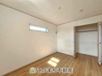 【洋室】 | いろどりアイタウン宇都宮市細谷町23-P1 | 南向きで陽当たりの良い洋室♪風通しもよく快適です☆