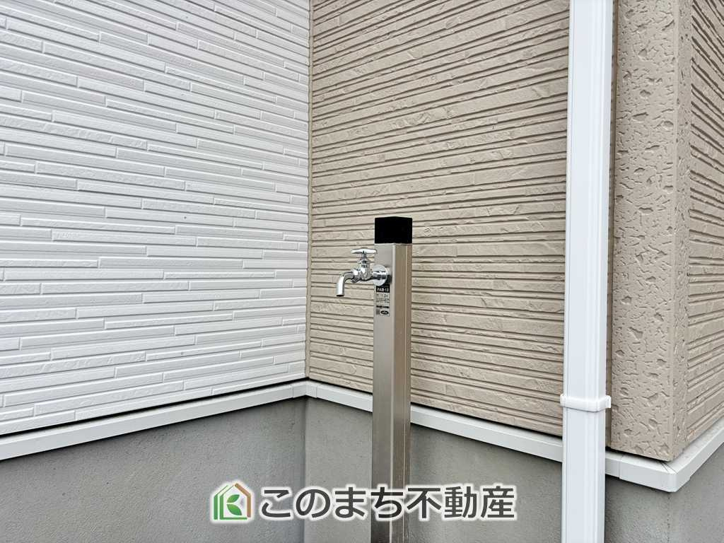 いろどりアイタウン日光市瀬尾22-ｐ2の設備|外水栓付きで、洗車やお庭の水やり、アウトドア用品のお手入れにも便利です。