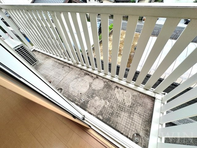 ウィルモア東山のバルコニー