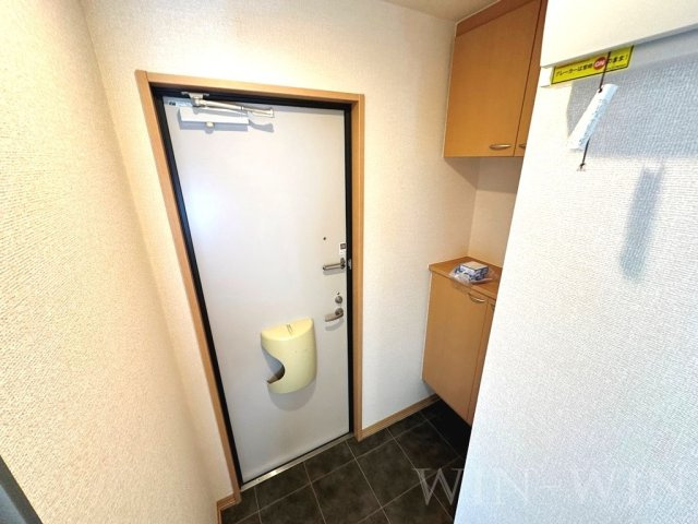 ウィルモア東山の玄関