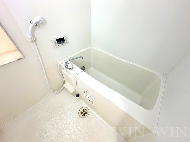 ウィルモア東山の浴室