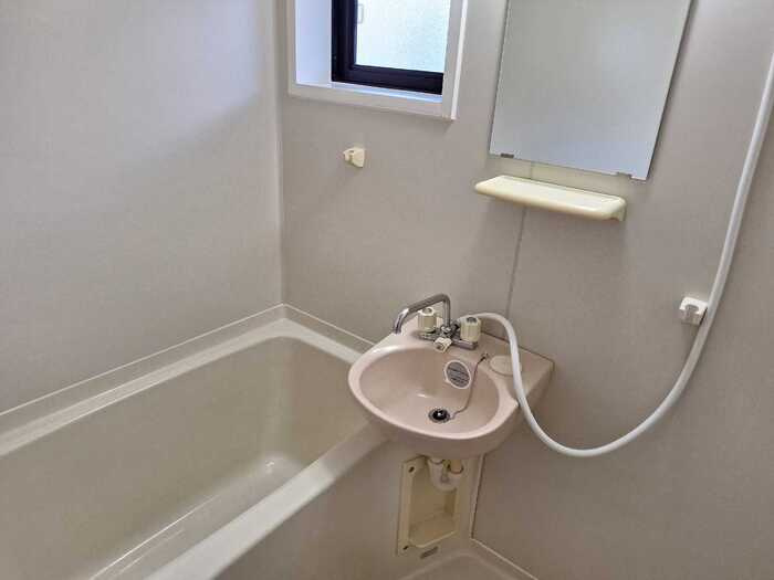 サンハイツ小中島の浴室