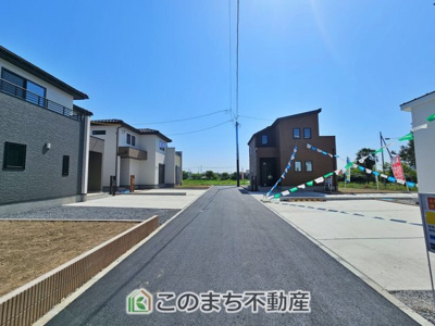 【前面道路含む現地写真】 | いろどりアイタウン栃木市箱森町22-P1 | 前面道路含む現地写真