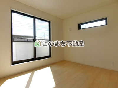 【内観：施工例】 | いろどりアイタウン那須塩原市埼玉22-P4 | 南向きで陽当たりの良い洋室♪風通しもよく快適です☆
