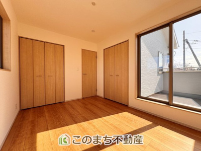 【洋室】 | いろどりアイタウン鹿沼市千渡22-P1 | 南向きで陽当たりの良い洋室♪風通しもよく快適です☆