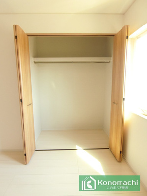 【内観：施工例】 | いろどりアイタウン鹿沼市千渡22-P1 | 各居室に収納付で住みやすさにこだわっています♪