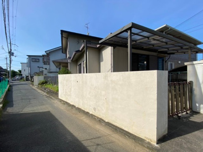 【前面道路含む現地写真】 | 八田荘小・平成２年建築・大和ハウス工業施工・北東角地・土地64坪・堺市中区八田寺町 | 前面道路含む現地写真です