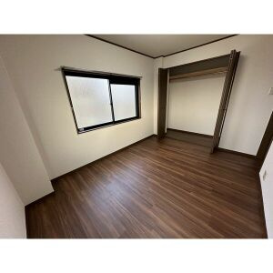 マーベラス栄和B棟の内装