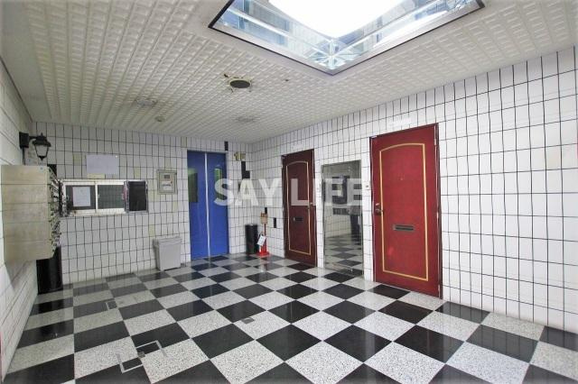 グローリーハイツ東成のロビー