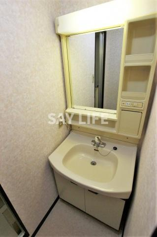 グローリーハイツ東成の洗面所