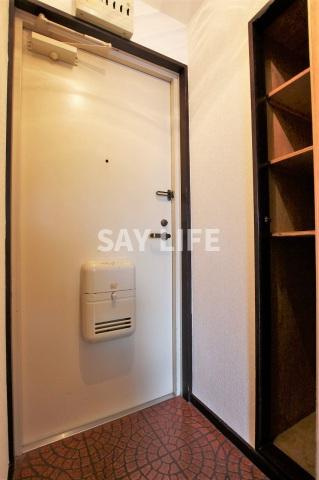 グローリーハイツ東成の玄関