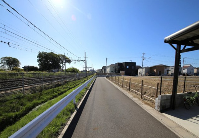 【周辺】 | 久喜市八甫第８期ＮＯ,７ | 東側にＪＲ線のせんろがございます。現地をご確認ください。