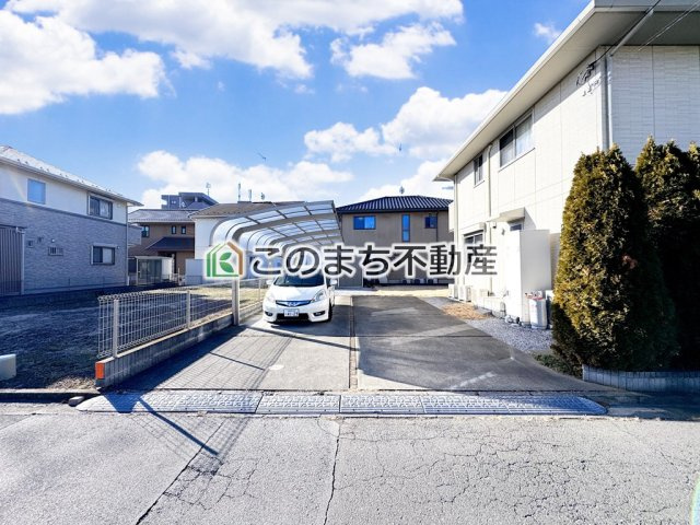 宇都宮市西川田本町4丁目戸建の駐車場