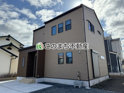 【外観】 | 宇都宮市鶴田町新築住宅C号棟 | 本日ご内覧できます(*^^*)
お電話でのお問合せが非常にスムーズです！
現地直接集合のお待ち合わせも大丈夫です！
お気軽にお問合せ下さい(^^)/