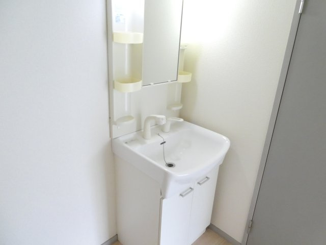 CREA御殿山Cの洗面所