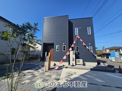 【外観】 | 栃木市片柳町1丁目 | 2号棟／本日ご内覧できます(*^^*)
お電話でのお問合せが非常にスムーズです！
現地直接集合のお待ち合わせも大丈夫です！
お気軽にお問合せ下さい(^^)/