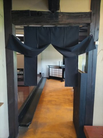 ６３６０５　美濃市横越中古店舗の内装