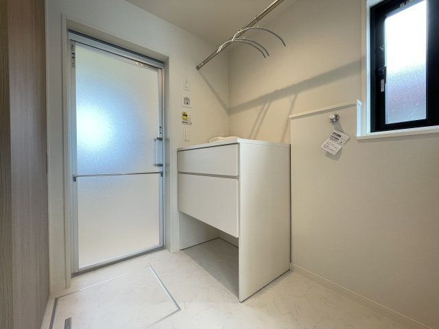 八戸市北白山台1丁目N0.7のランドリースペース
