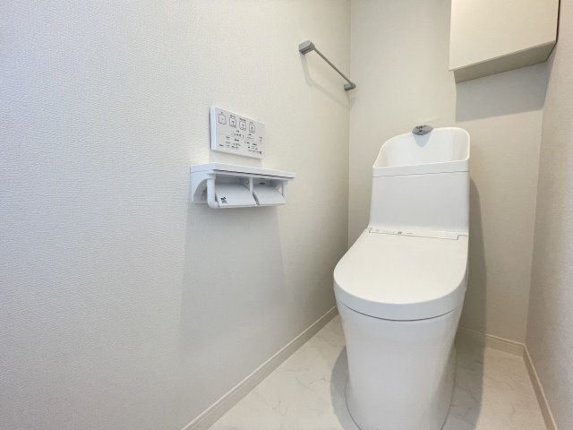 八戸市北白山台1丁目N0.7のトイレ