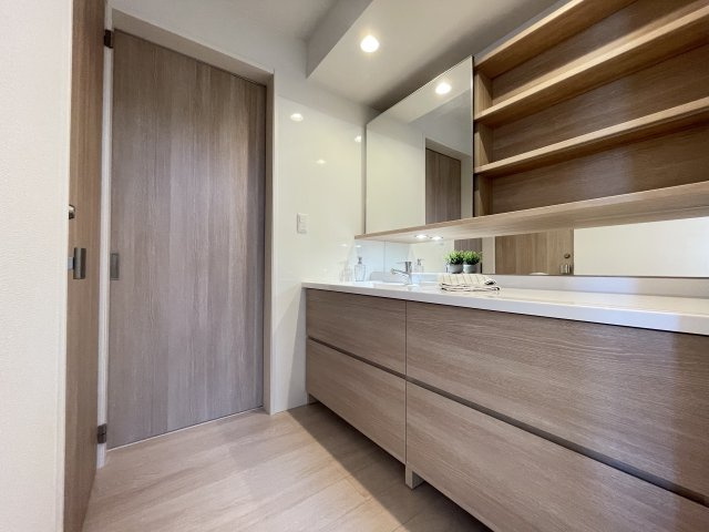 八戸市北白山台1丁目N0.7の独立洗面台