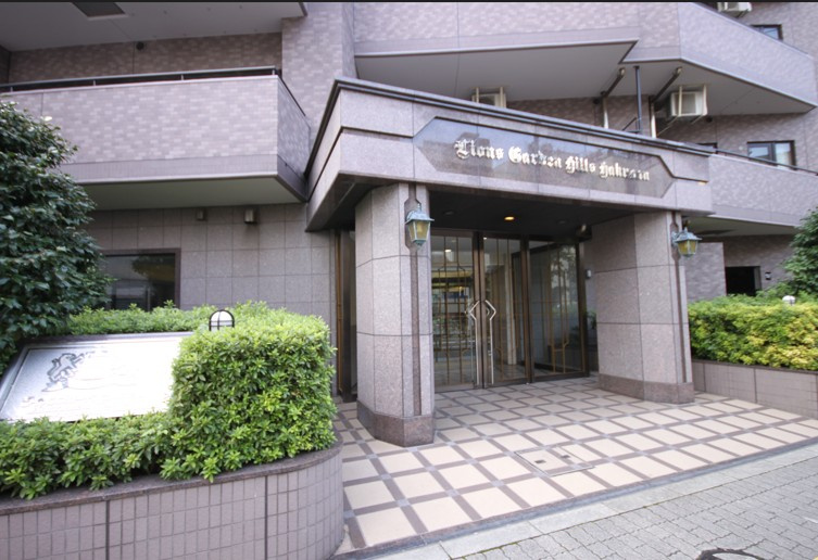【エントランス】