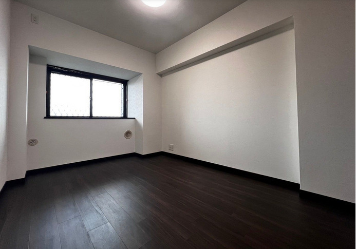 ロイヤルマンションラフィネ長尾の洋室|ロイヤルマンションラフィネ長尾（3LDK）