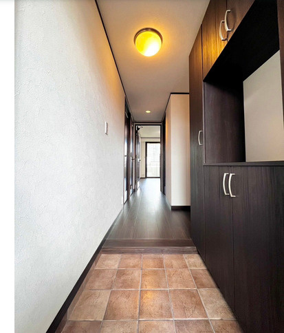 ロイヤルマンションラフィネ長尾の玄関|ロイヤルマンションラフィネ長尾（3LDK）