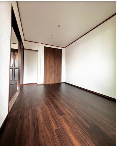 ロイヤルマンションラフィネ長尾の洋室|ロイヤルマンションラフィネ長尾（3LDK）