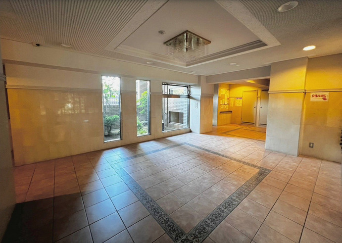 ロイヤルマンションラフィネ長尾のロビー|ロイヤルマンションラフィネ長尾（3LDK）