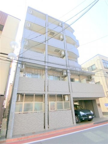 サンスターレ新蒲田の外観|2012年10月築　RC鉄筋コンクリート造地上5階建て総戸数13戸の人気賃貸マンション
JR京浜東北線蒲田駅徒歩10分の東京都大田区新蒲田2丁目