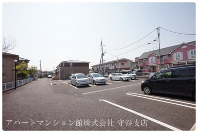 【駐車場】 | グラン　ソレイユB