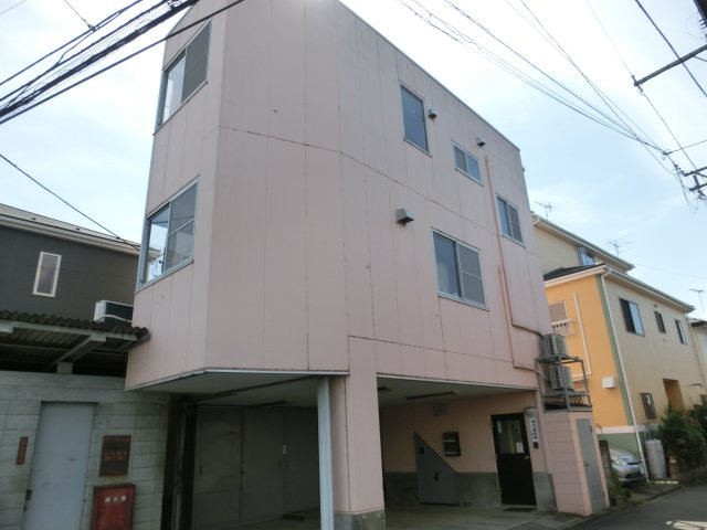 川越城北マンションの外観