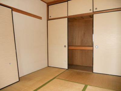 シャロム吉祥院の子供部屋|和室