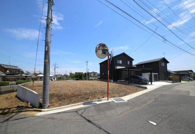 【前面道路含む現地写真】 | 八甫全７区画 （北）ＮＯ,６ | 北側から撮影。南側住戸建設後写真。