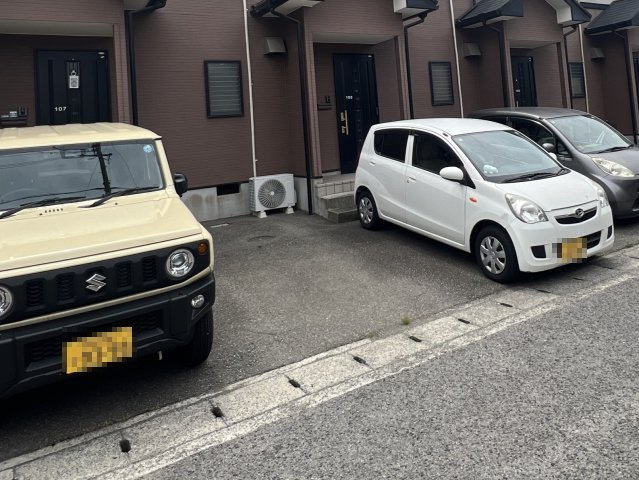 セルジュＹの駐車場