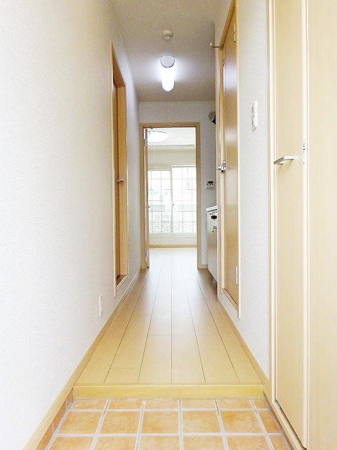 リベルタビラの玄関