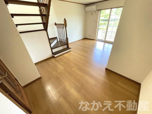【居間・リビング】 | 使いやすい居間です