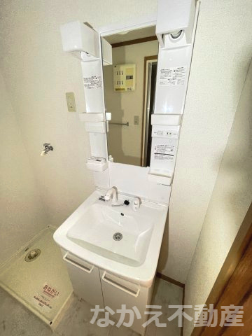 【洗面所】 | ゆったりとスペースのある洗面所