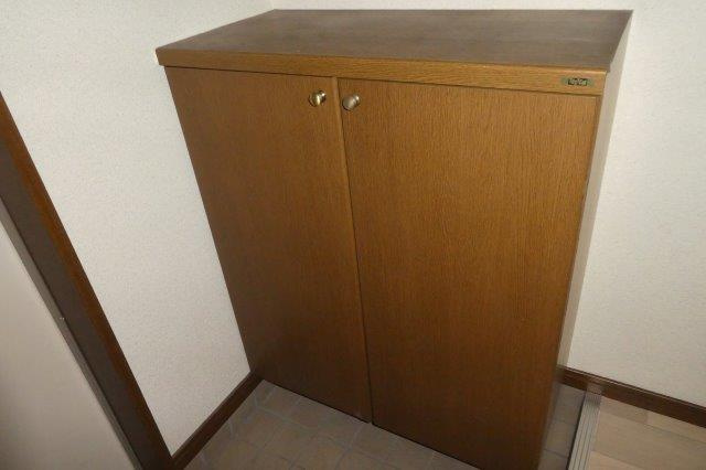 ニューエクセル三宅Ｅの内装|シューズボックス