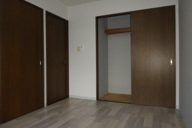 ニューエクセル三宅Ｅの収納|洋室