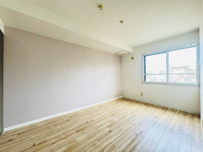 【寝室】 | 【CP対象】アルファアパルTOビル | 落ち着いて過ごせるお部屋なので、寝室にいかがでしょうか