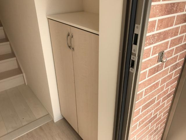 サンライズの玄関|収納