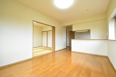 【居間・リビング】 | プロヴァンスマンションA・B棟