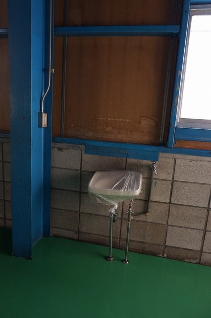 七光台工場 Gの洗面所