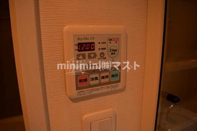 カスタリアタワー肥後橋の設備|同マンションの別の室内です。