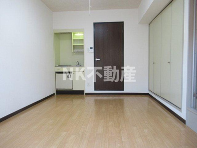 【居間・リビング】 | サンライフ東花園（東花園賃貸） | 洋室です